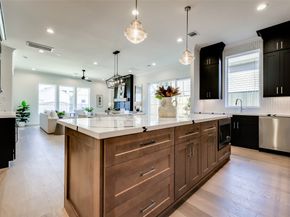 2011 HOPKINS Street, Houston TX 77006