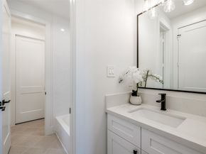 2011 HOPKINS Street, Houston TX 77006