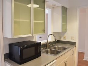 2425 Underwood Street 350, Houston TX 77030