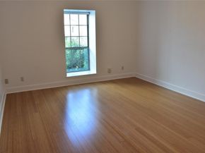 2425 Underwood Street 350, Houston TX 77030