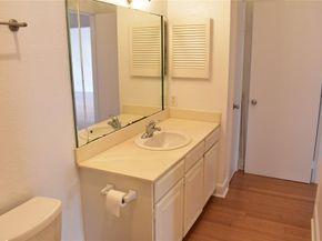 2425 Underwood Street 350, Houston TX 77030