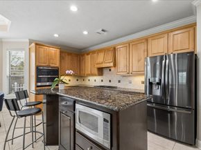 2909 Silver Maple Court, Friendswood TX 77546