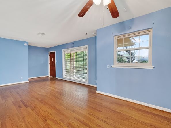 1912 Sedgie Drive, Houston TX 77080