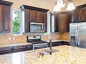 1516 Amundsen Street, Houston TX 77009