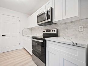 2423 Lucas Street AB, Houston TX 77026