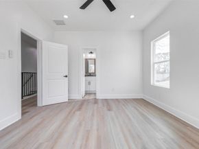 5912 Mayle Street A/B, Houston TX 77016
