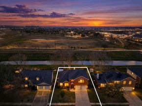 14914 W Bend Dr, Houston TX 77082