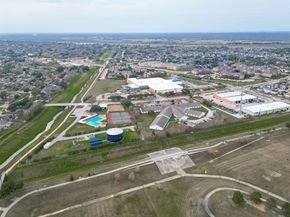 14914 W Bend Dr, Houston TX 77082