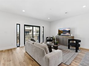 11916 S Hoa Sen Circle, Houston TX 77072