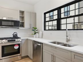 11916 S Hoa Sen Circle, Houston TX 77072