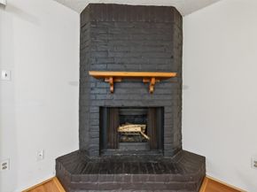 2800 Jeanetta Street 2003, Houston TX 77063