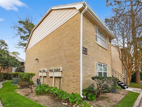 2800 Jeanetta Street 2003, Houston TX 77063