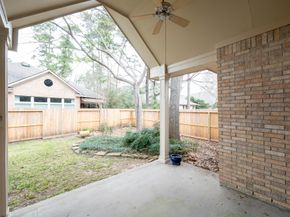 22 W Windsor Hills Circle, Conroe TX 77384