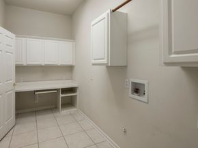 22 W Windsor Hills Circle, Conroe TX 77384