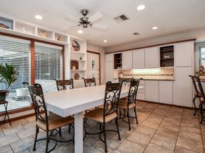 1123 Candlelight Lane, Houston TX 77018