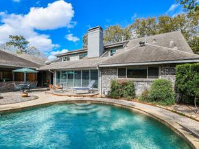 1123 Candlelight Lane, Houston TX 77018