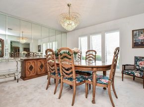 1123 Candlelight Lane, Houston TX 77018