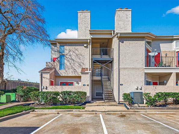 10855 Meadowglen Lane 722, Houston TX 77042