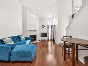 10855 Meadowglen Lane 722, Houston TX 77042