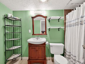 10855 Meadowglen Lane 722, Houston TX 77042