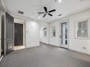 5401 Ashby Street, Houston TX 77005