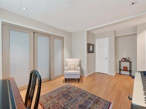 5743 Warm Springs Road, Houston TX 77035