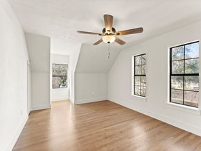 3725 Griggs Road, Houston TX 77021