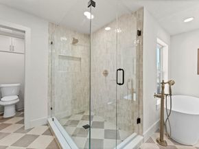 3725 Griggs Road, Houston TX 77021