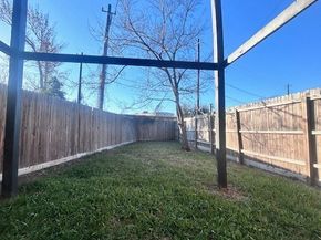 622 Maple Way, Houston TX 77015