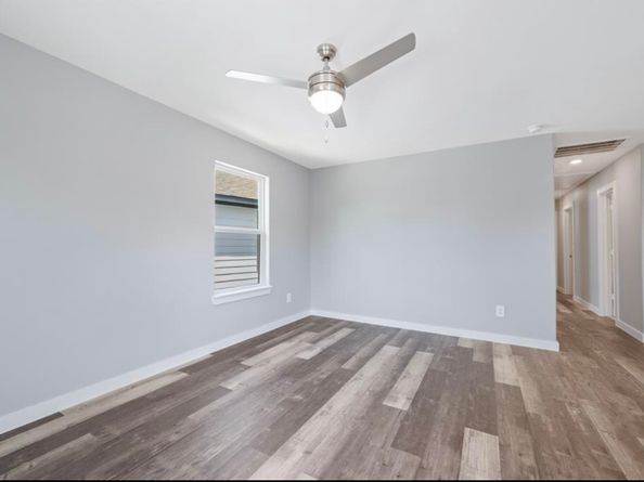 622 Maple Way, Houston TX 77015