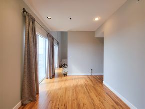 2520 Robinhood 800, Houston TX 77005