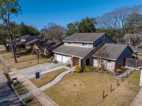 11918 Dorrance Lane, Meadows Place TX 77477