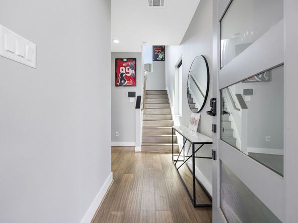 3012 Markle Drive, Houston TX 77003