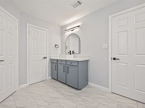 11506 Colonial Trail Drive, Houston TX 77066