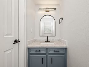 11506 Colonial Trail Drive, Houston TX 77066