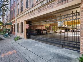 1620 Elgin Street 9, Houston TX 77004
