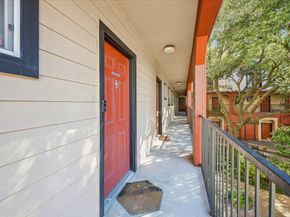 1620 Elgin Street 9, Houston TX 77004