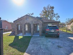 9010 Linda Vista Road, Houston TX 77078