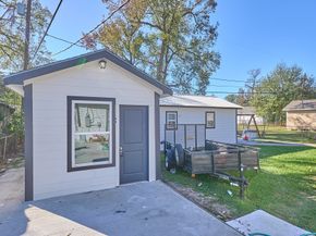 9010 Linda Vista Road, Houston TX 77078