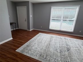 1831 Sherwood Forest Street 20, Houston TX 77043