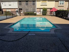 1831 Sherwood Forest Street 20, Houston TX 77043