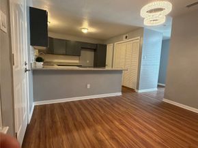 1831 Sherwood Forest Street 20, Houston TX 77043