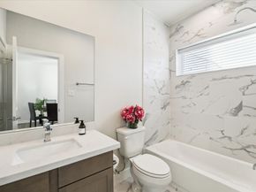 3922 Willowbend Ploint, Houston TX 77025