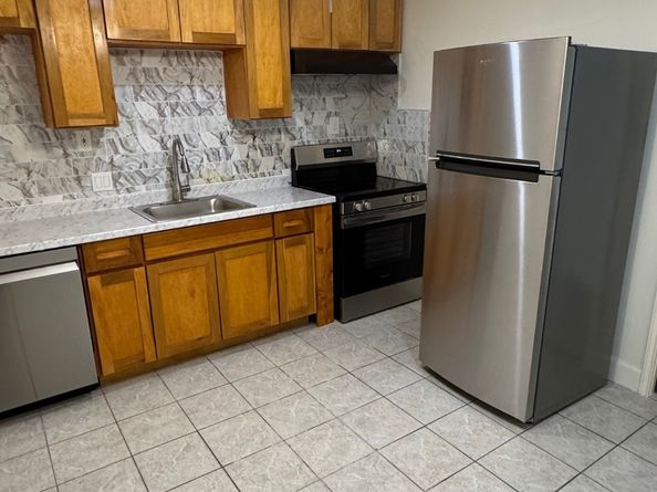 10134 Kirkglen Drive, Houston TX 77089