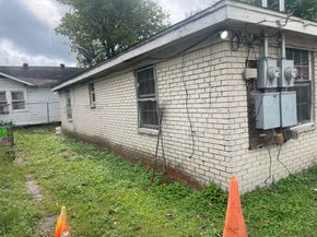 5118 Mallow Street, Houston TX 77033