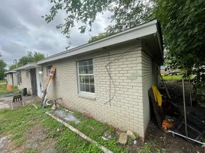 5118 Mallow Street, Houston TX 77033