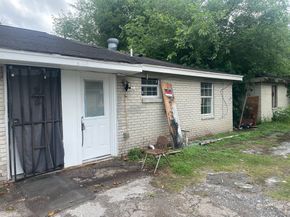 5118 Mallow Street, Houston TX 77033