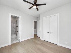 322 E 35 Th street, Houston TX 77018