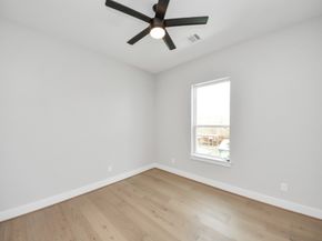 322 E 35 Th street, Houston TX 77018