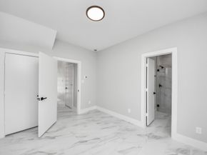 322 E 35 Th street, Houston TX 77018